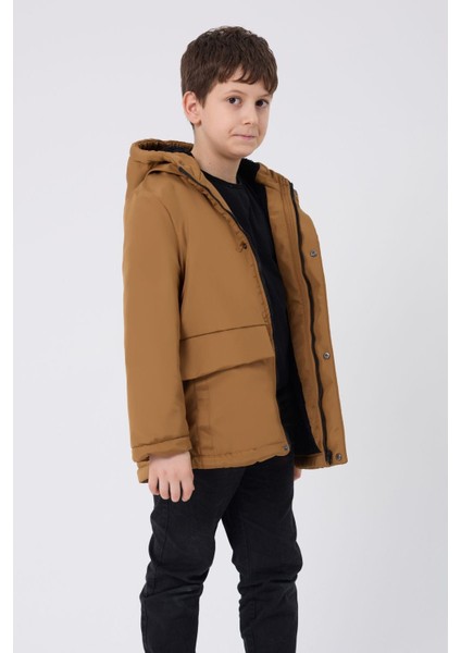 Spor Erkek Spor Çocuk Kürklü Su ve Rüzgar Geçirmez Kapüşonlu 3 Cep Mont & Kaban & Parka modelleri