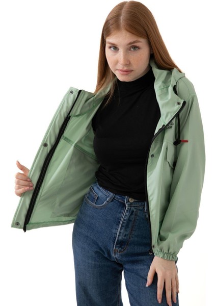 Spor Kadın Su Geçirmez ve Rüzgara Dayanıklı Kapüşonlu Cepli Çıt Çıtlı Mevsimlik Yağmurluk modelleri