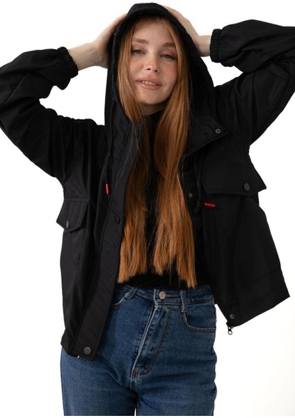 Spor Kadın Su Geçirmez ve Rüzgara Kapüşonlu Cepli Çıt Çıtlı Mevsimlik Yağmurluk modelleri