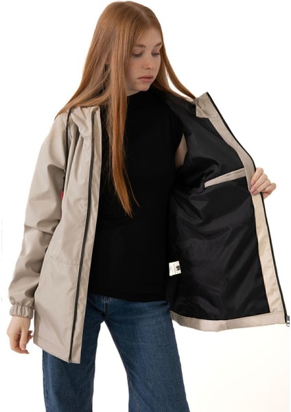 Spor Kadın Astarlı Su Geçirmez ve Rüzgara Dayanıklı Kapüşonlu Cepli Yağmurluk - Rüzgarlık