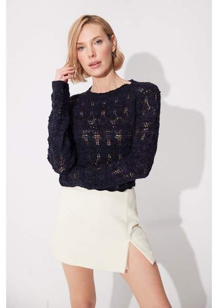 Lacivert Sırt Dekolteli Bisiklet Yaka Triko Kazak SS23K4694LA modelleri