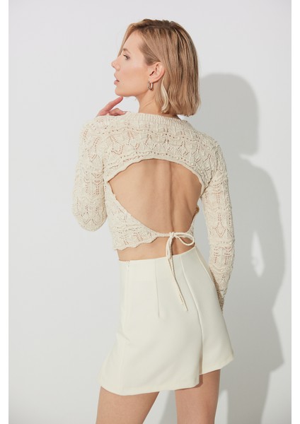 Ekru Sırt Dekolteli Bisiklet Yaka Triko Kazak fiyatları