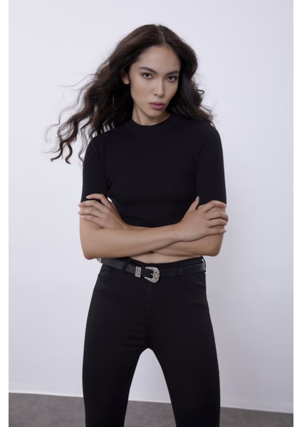 Siyah Yarım Kollu Bisiklet Yaka Triko Kazak fiyatları