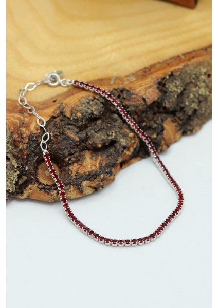 Yakut Taşlı 2 mm Su Yolu Model 925 Ayar Gümüş Baget Kadın Bileklik 201024000 fiyatları