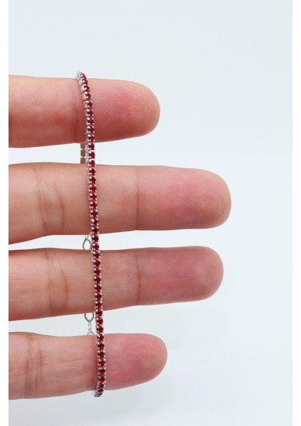 Yakut Taşlı 2 mm Su Yolu Model 925 Ayar Gümüş Baget Kadın Bileklik 201024000 modelleri