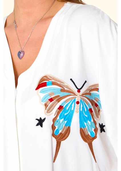 Beyaz V Yaka Göğsü Kelebek Nakışlı Cepli Oversize Uzun Gömlek Elbise modelleri