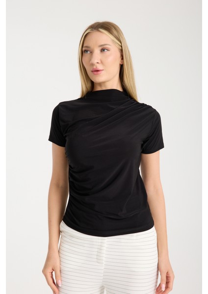 Siyah Kısa Kollu Büzgülü Bluz fiyatları