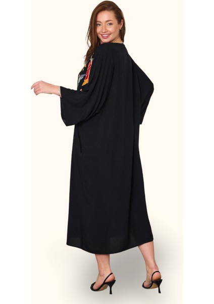 Siyah V Yaka Göğsü Nota Nakışlı Cepli Oversize Uzun Gömlek Elbise indirimleri