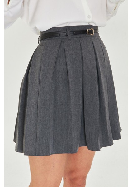 Deri Kemerli Pileli Kısa Etek modelleri