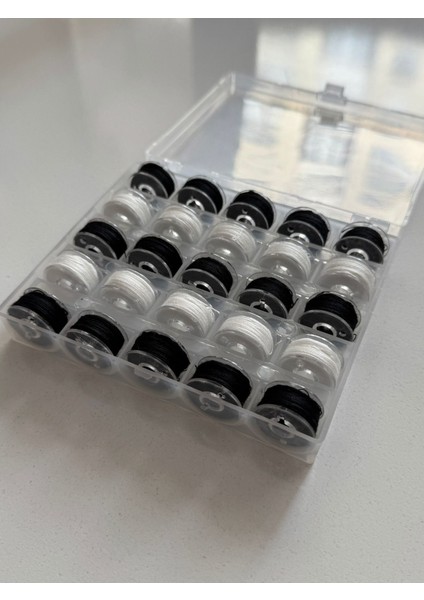 Siyah ve Beyaz Iplikli Dikiş Makinesi Masura Seti 25’li - Şeffaf Kutulu Pratik Saklama fiyatları