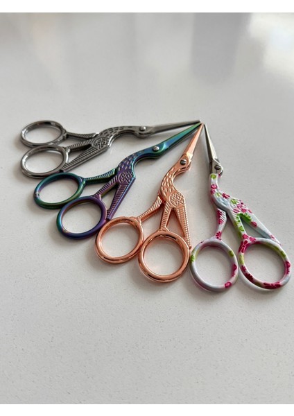 11 cm Kuğu Desenli Kabartmalı Çiçek Desenli Nişan & Nakış Makası | Dekoratif ve Keskin Uçlu fiyatları