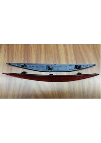 71987 Reflektör Arka Tampon Karartıımıs Sağ Golf7 2013-2016 5G0945106A
