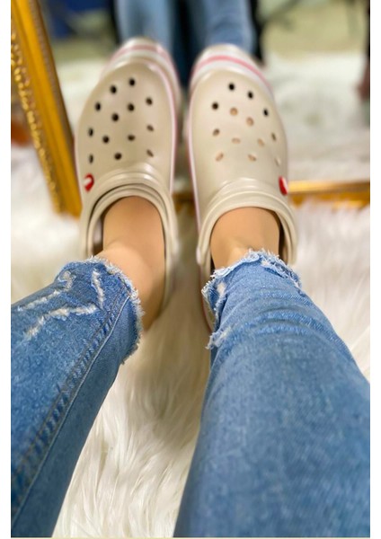 akınal Bella Bej Unisex Sabo Hastane Terliği fırsatları