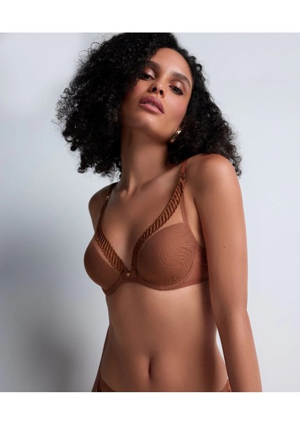 Sheer Emotion Balenli Üçgen Sütyen, Grs Sertifikalı, Şeffaf Tül ve Grafik Dantel Detaylı modelleri