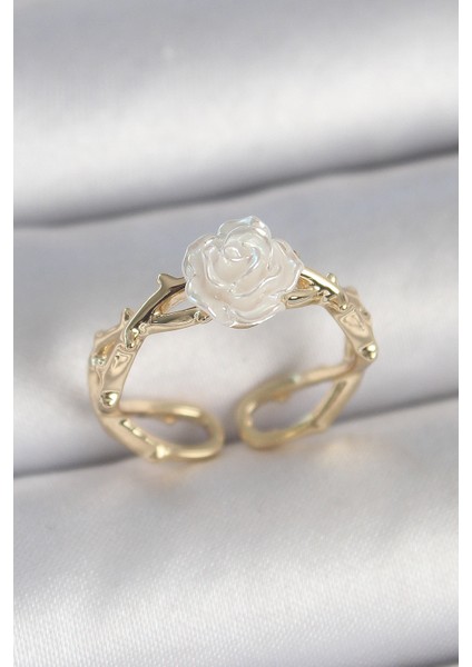 Pirinç Gold Renk Beyaz Gül Model Ayarlanabilir Kadın Yüzük - Lisinya