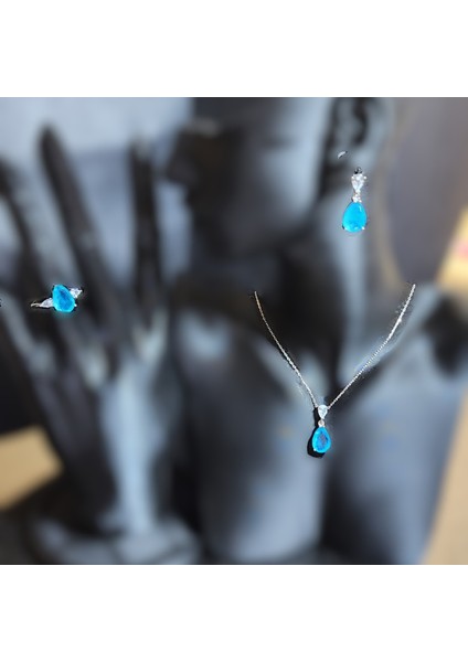 Topaz Mavi Taşlı Set - Yüzük 18N