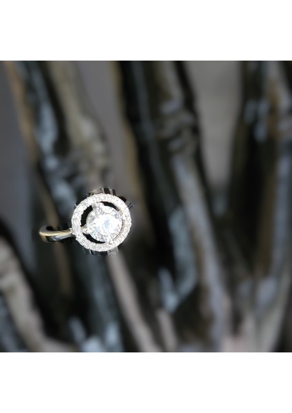 Halka Içinde Yuvarlak Zirkon Taşlı Set modelleri