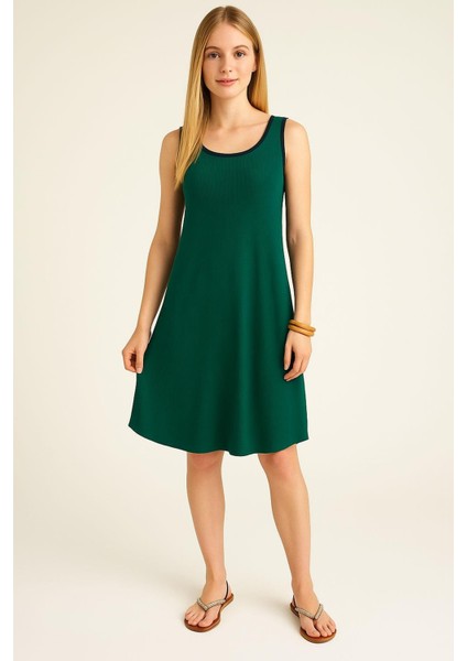 Kare Yaka Fitilli ve Askılı Midi Elbise indirimleri