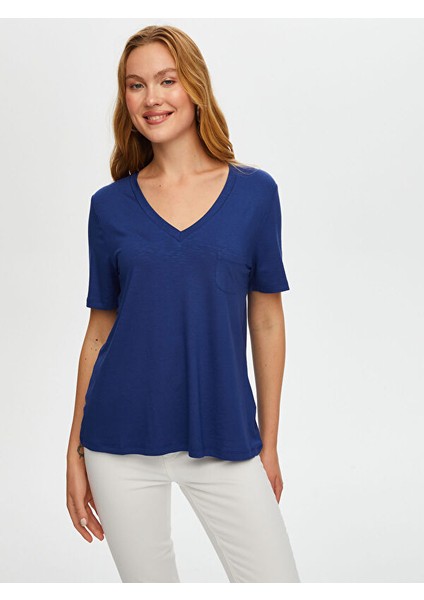 V Yaka Kısa Kollu T-Shirt 004