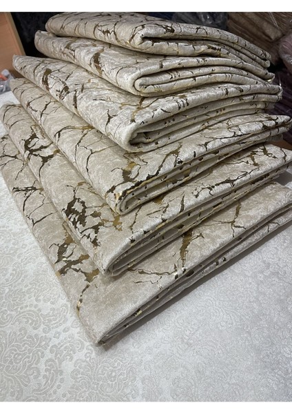 Kadife Koltuk ve Çekyat Örtüsü Krem Renk Altın Varaklı 1 Adet Kolay Temizlenebilir modelleri