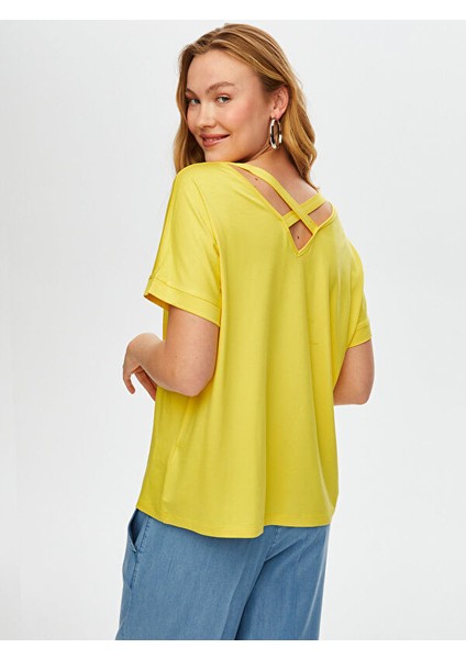 Yuvarlak Yaka Düşük Kollu T-Shirt 003