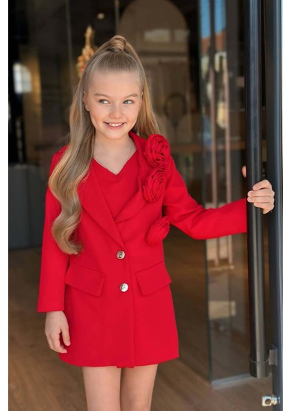 Kız Çocuk Gold Düğmeli ve Gül Broşlu Blazer Ceket Askılı Penye Bluz Kırmızı Şortlu Takım