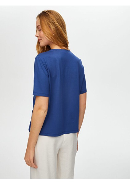 Zincir Şertili V Yaka Kısa Kol T-Shirt S25TSH064 modelleri