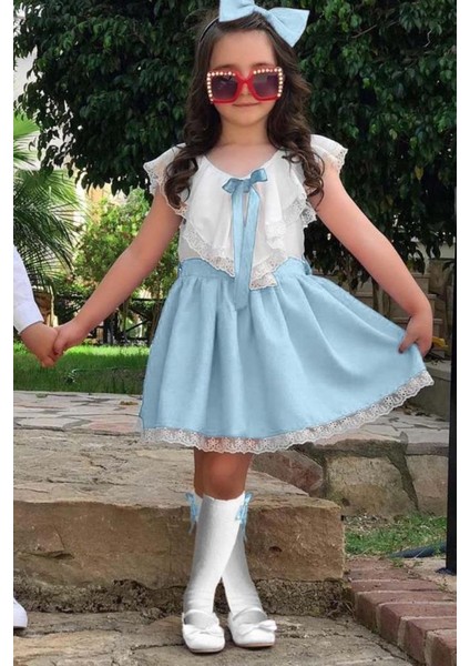 Kız Çocuk V Yaka Omuzları ve Etek Ucu Dantel Işlemeli Mavi Elbise
