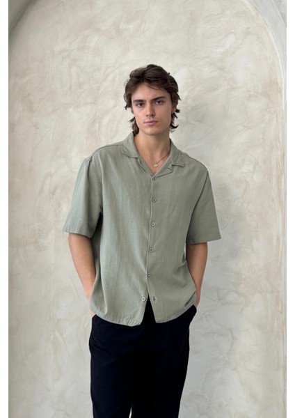 Erkek Oversize Apaş Yaka Kısa Kollu Keten Gömlek