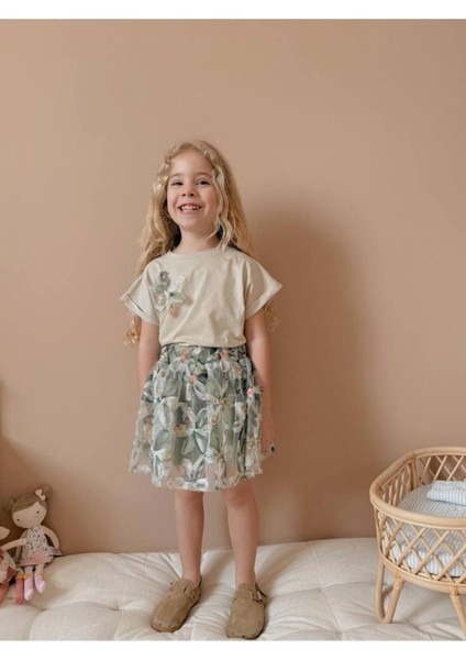 Wikiboom Çiçek Detaylı 2li Kız Etek Takımı