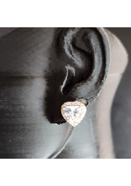 925 Ayar Gümüş Vidalı Kalp Küpe