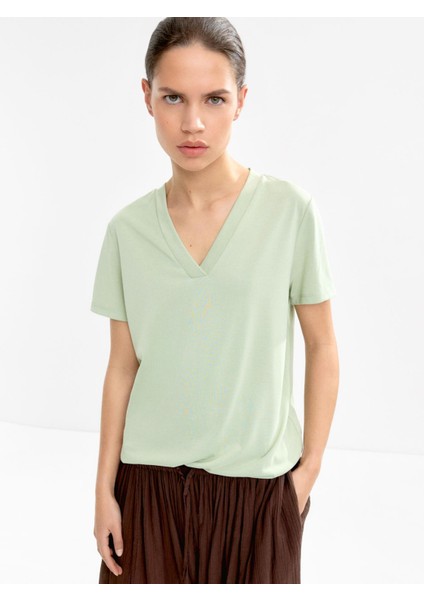 V-Yaka Basic T-Shirt fiyatları