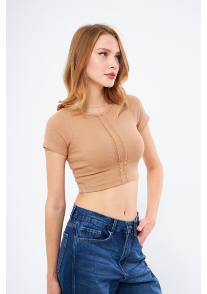 Çizgi Detaylı Kaşkorse Crop fırsatları