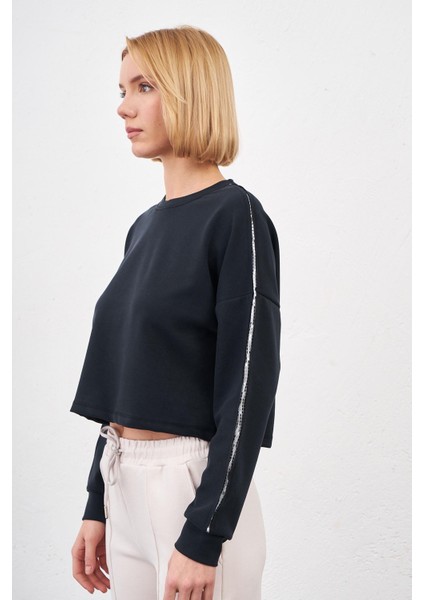 Bisiklet Yaka Kolu Pullu Modal Bluz fırsatları