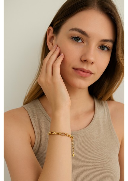 Kadın Geçmeli Tırtıklı Halka Ataç Gold Renk Çelik Bileklik 1 Adet