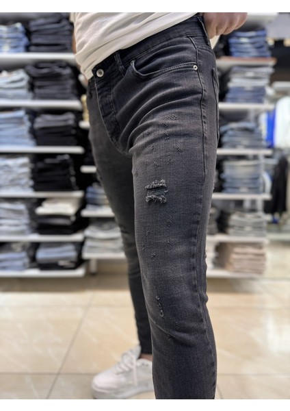 Yırtık Detay Siyah Skinny Fit Jean 543CSLKE modelleri