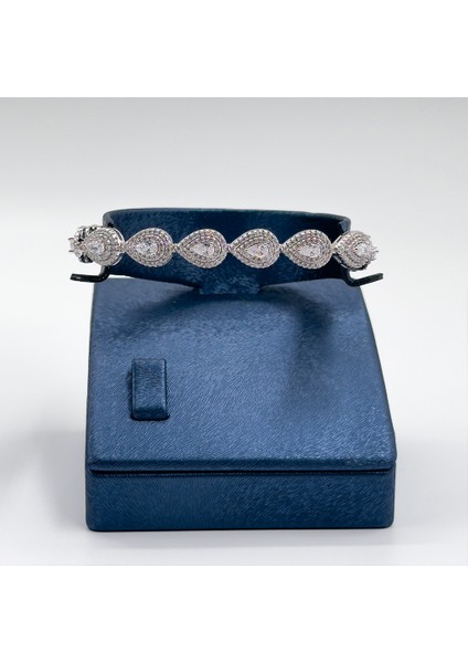 Su Yolu Damla Taşlı Gümüş Bileklik