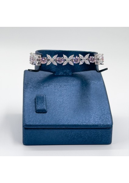 Pırlanta Montür Yonca Su Yolu Gümüş Bileklik