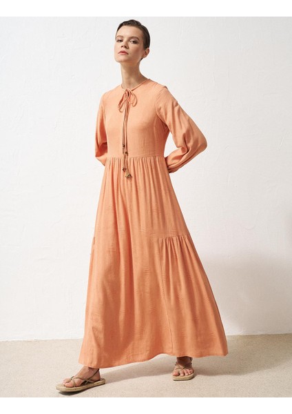 Yarım Pat Püsküllü Elbise fiyatları