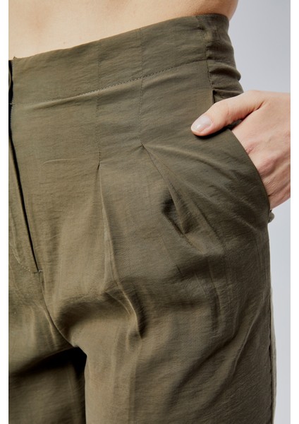 Haki Salaş Kesim Modal Dokuma Pantolon fırsatları
