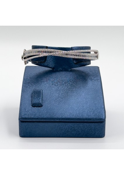 Pırlanta Montür Baget Taşlı Kelepçe Gümüş Bileklik modelleri