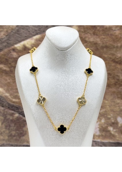 Onix Taşlı Sıralı Yonca Gümüş Kolye