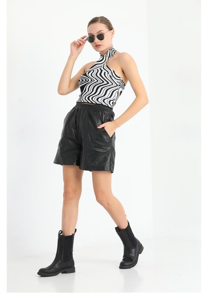 Cep ve Lastik Detaylı Kadın Deri Şort - Siyah indirimleri