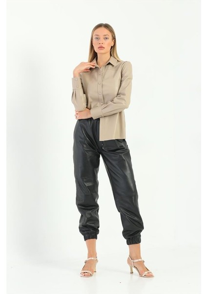 Düğme Detaylı Kadın Deri Gömlek - Bej