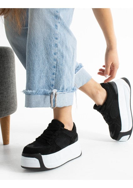 Surge Siyah Kadın Sneakers fiyatları