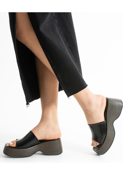 Lush Ten Rugan Dolgu Topuklu Kadın Terlik fırsatları