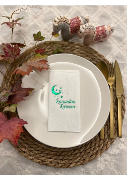 Yeşil Yaldızlı Beyaz Ramadan Kareem Ay Desenli Peçete 16 Adet