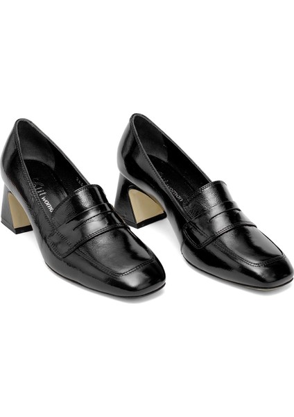 Elit Mireya Kadın Rugan Deri Klasik Topuklu Ayakkabı Siyah