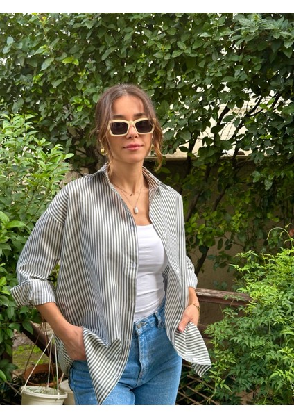 Haki Renk Çizgili Oversize Uzun Kollu Kadın Gömlek (1 Ya Da 2 Beden Büyük Tercih Ediniz) modelleri