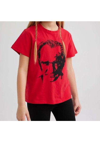 Çocuklar Için Unisex Atatürk Baskılı Tişört 23 Nisan-19 Mayıs-30 Ağustos-29 Ekim Gibi Özel Günler Için